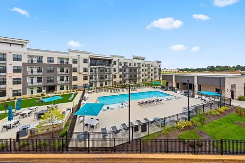5 Views Lake Dr #60-112, Clayton, NC 27527