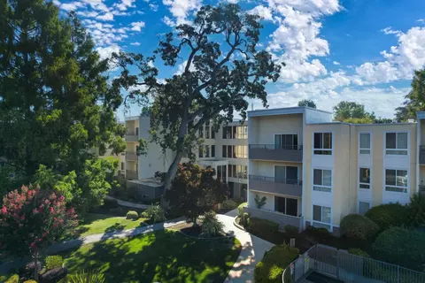 1459 Creekside Dr #2011, Walnut Creek, CA 94596