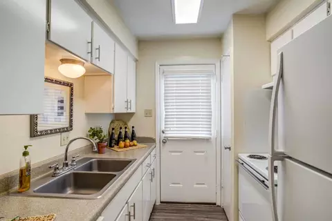 3902 E 29th St #A7, Bryan, TX 77802 photo 5