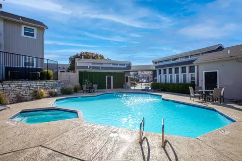 9036 N Lamar Blvd #206, Austin, TX 78753