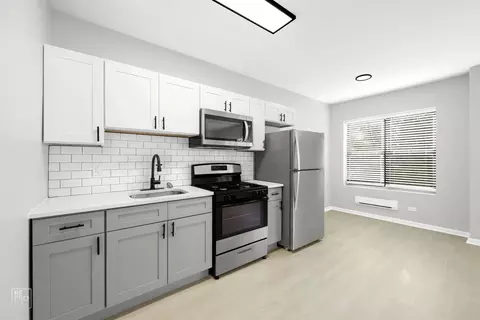 7706 S Coles Ave #2845-204, Chicago, IL 60649
