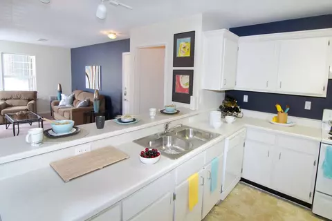 4915 Belle Chase Blvd #0812A, Lansing, MI 48910