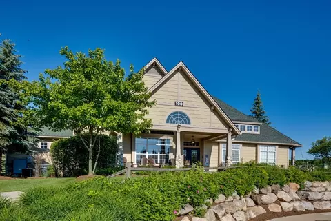 100 Lake Village Blvd #2-2206, Auburn Hills, MI 48326