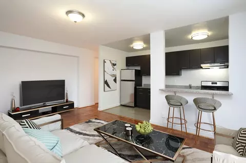 3725 Macomb St NW #0401, Washington, DC 20016