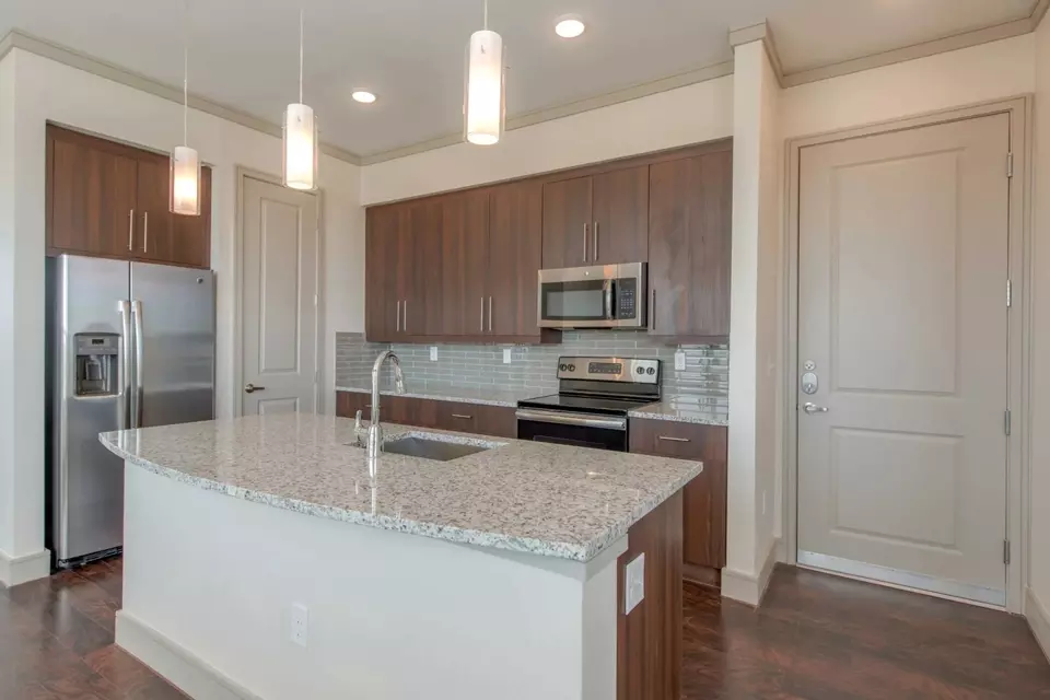  1800 St Joseph Pkwy #1-420, Houston, TX 77003 photo 1