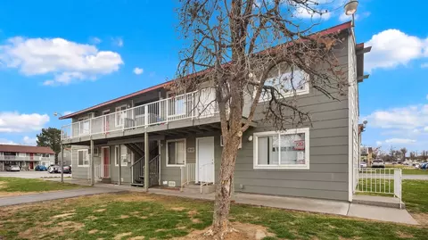 720 N Arthur St #720-F202, Kennewick, WA 99336