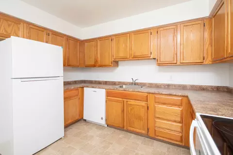 320 Billy Mitchell Ln #2, Dover, DE 19901 photo 2