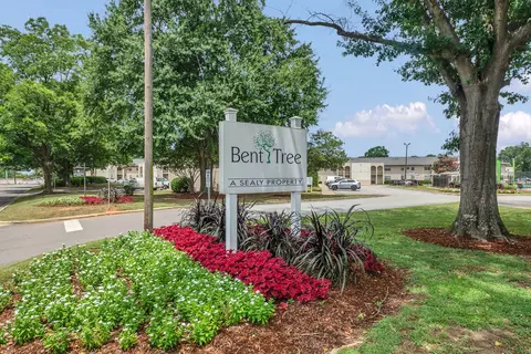 900 Hargrove Rd #074, Tuscaloosa, AL 35401