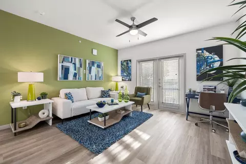 3101 Palm Spgs #10201, Seguin, TX 78155