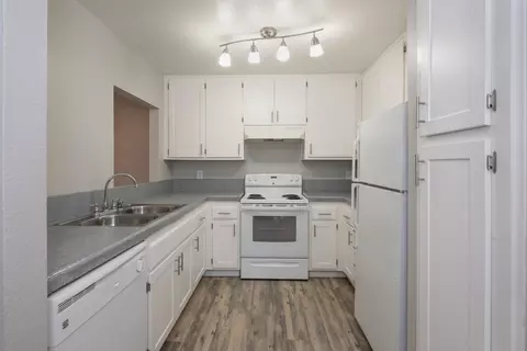 4146 Madison Ave #28, North Highlands, CA 95660