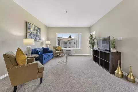4555 NE 66th Ave #183, Vancouver, WA 98661