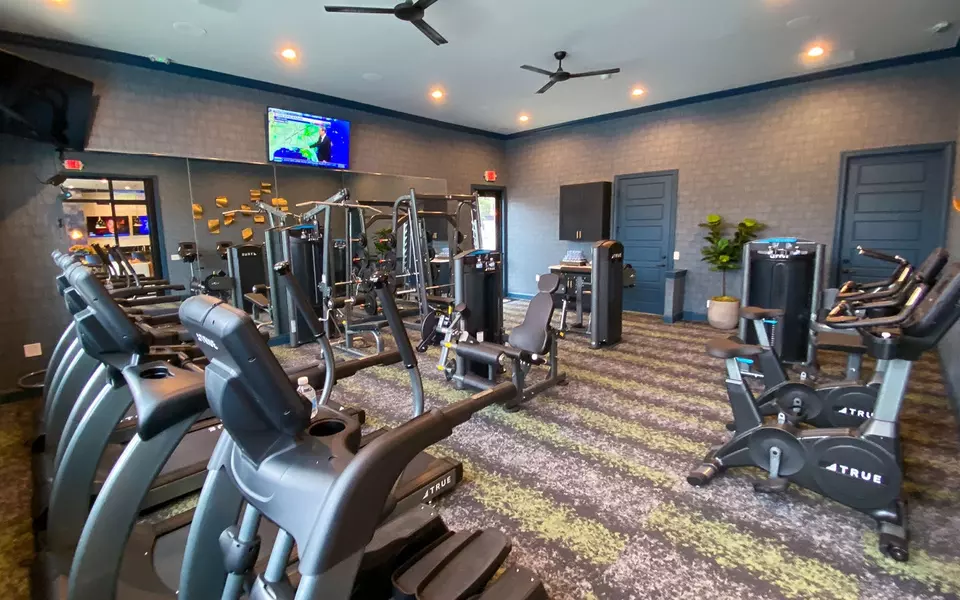 2460 Walcutt Rd #S110, Columbus, OH 43228 | 15 Photos - Movoto