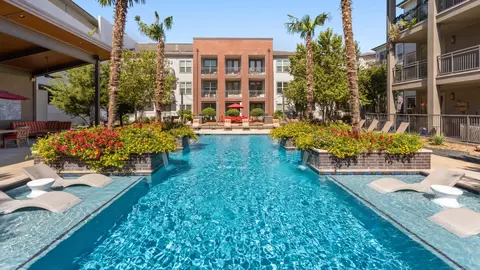 1111 S Main St #3105, Carrollton, TX 75006