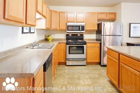 3414 21st Ave NW #2220-105, Minot, ND 58703