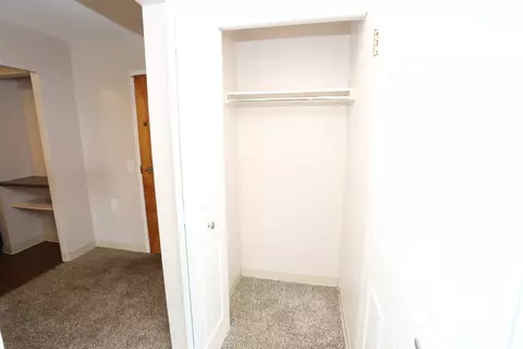 137 Rose St #1204, Lexington, KY 40507