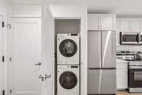 8605 Cameron St #0607, Silver Spring, MD 20910 photo 4