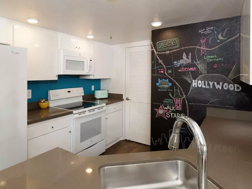  10979 Bluffside Dr #001-3309, Studio City, CA 91604 photo 3