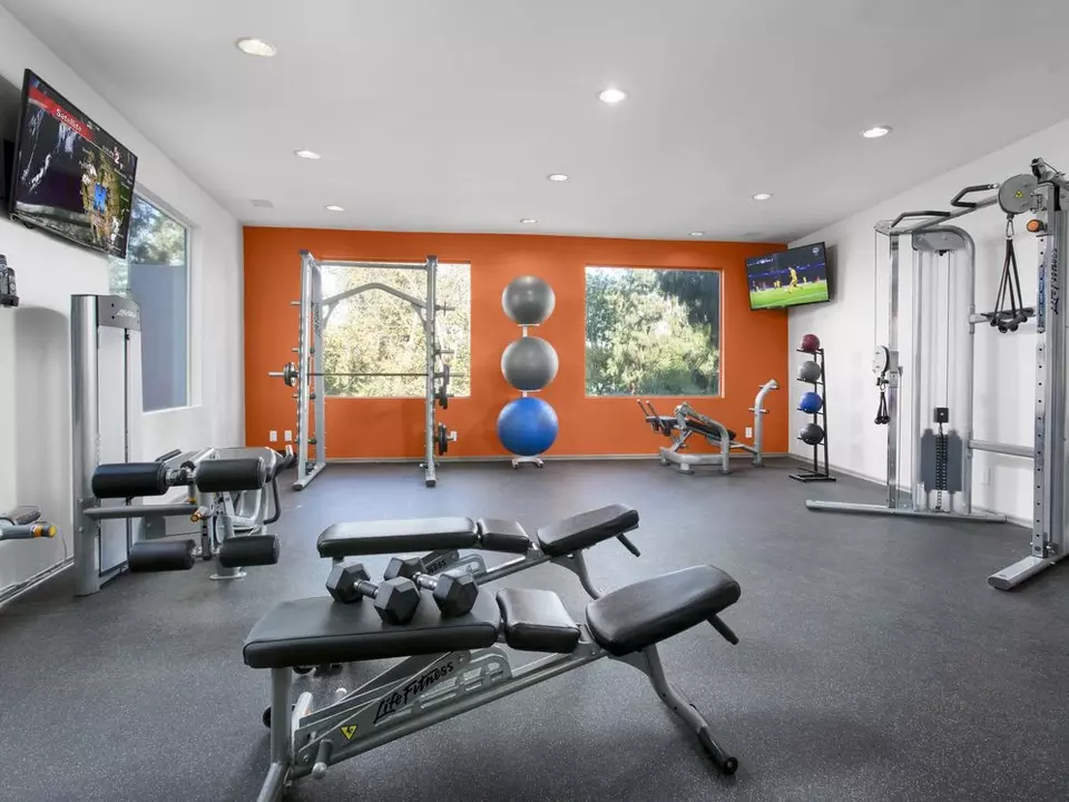  10979 Bluffside Dr #001-3309, Studio City, CA 91604 photo 17