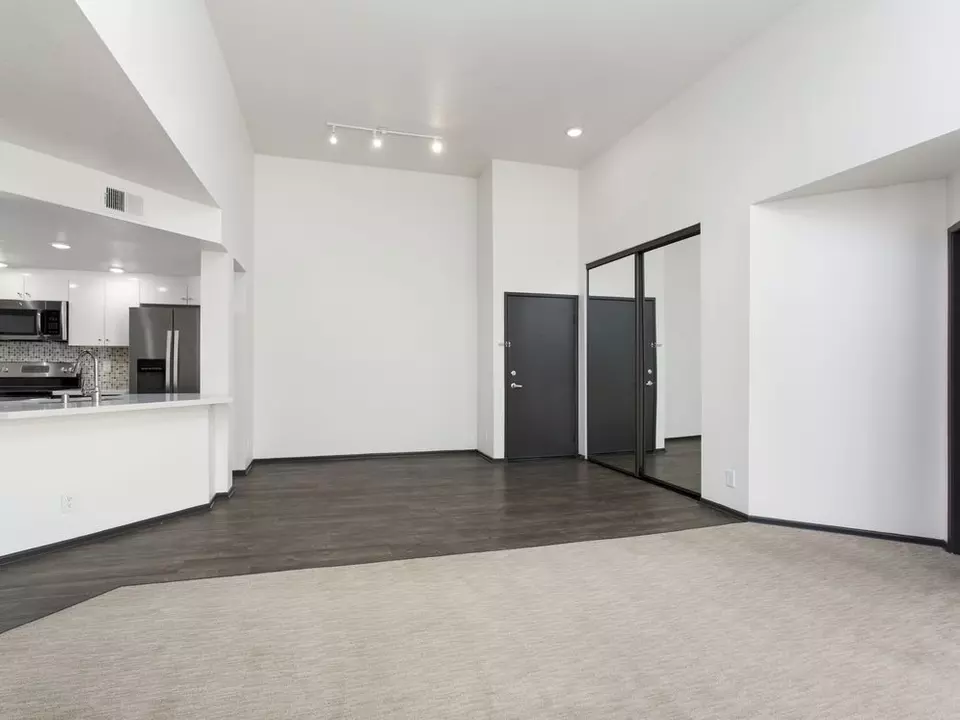  10979 Bluffside Dr #001-3309, Studio City, CA 91604 photo 1