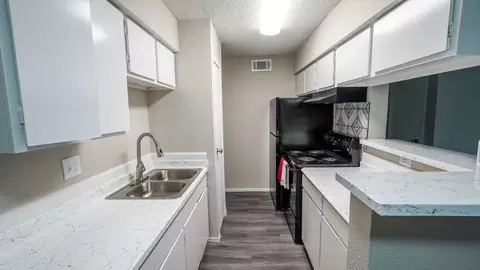 13502 Northborough Dr #202, Houston, TX 77067