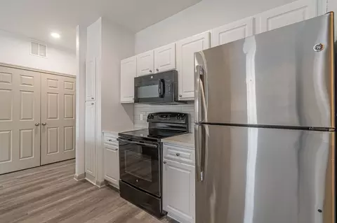 333 E Slaughter Ln #01-0113, Austin, TX 78744