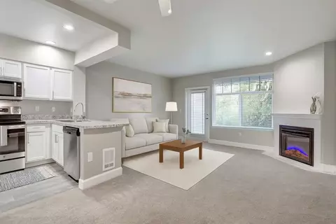 11101 123rd Ln NE #K082, Kirkland, WA 98033