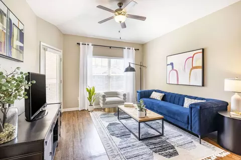 1601 NW 38th St #200, Kansas City, MO 64116