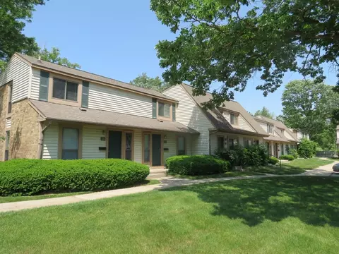400 Alpine Way #11-227, Midland, MI 48642
