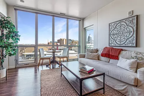 309 W Johnson St #04-1245, Madison, WI 53703