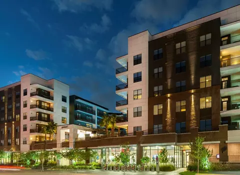 5454 Washington Ave #1202, Houston, TX 77007