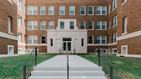 654 Girard St NW #208, Washington, DC 20001