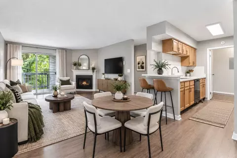 4425 Heritage Ave #B10, Okemos, MI 48864