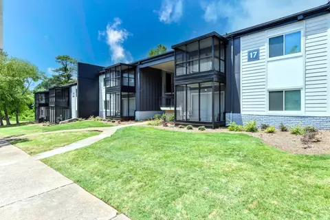 1885 Harper Dr #23-F, Lake City, GA 30260
