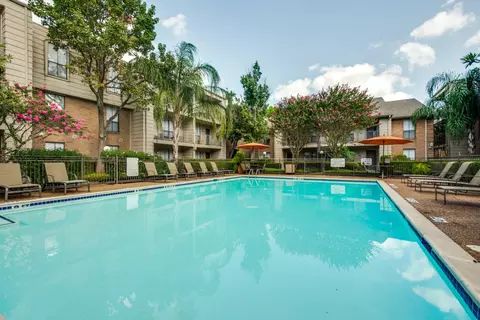 3000 Greenridge Dr #1913, Houston, TX 77057