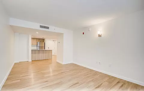 1705 NE 124th St #1725-319, North Miami, FL 33181