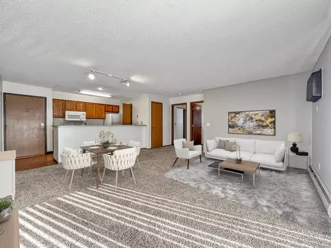 4401 Valhalla Blvd #12, Sioux Falls, SD 57106