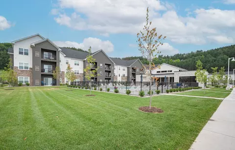 12300 S Lovell Ln #102, Traverse City, MI 49684