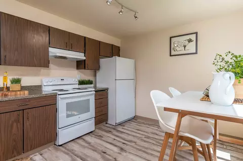 1105 W 10th Ave #B213, Kennewick, WA 99336
