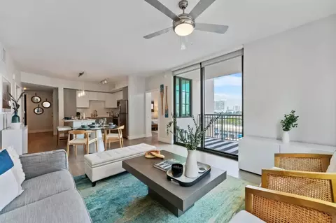 300 Kings Point Dr #202, Sunny Isles Beach, FL 33160