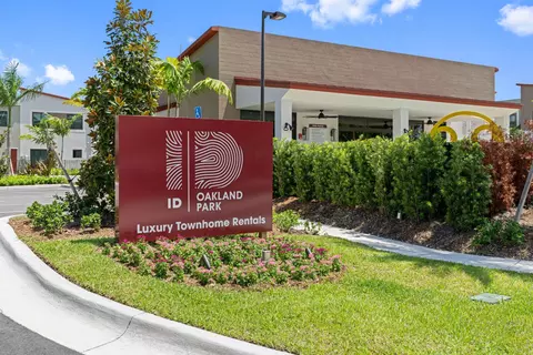 1001 NE 58th St #12-107, Oakland Park, FL 33334
