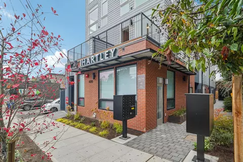 4011 Wallingford Ave N #406, Seattle, WA 98103