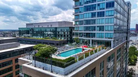 1405 Point St #822, Baltimore, MD 21231