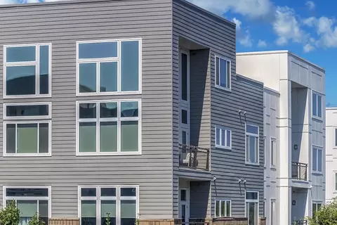 131 Poindexter Dr #8101, Charlotte, NC 28203