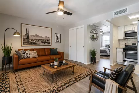 4025 N 40th St #1, Phoenix, AZ 85018