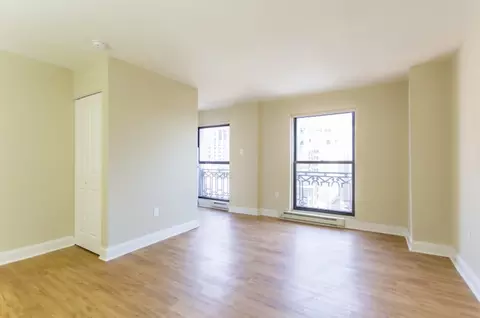 201 S 13th St #908, Philadelphia, PA 19107