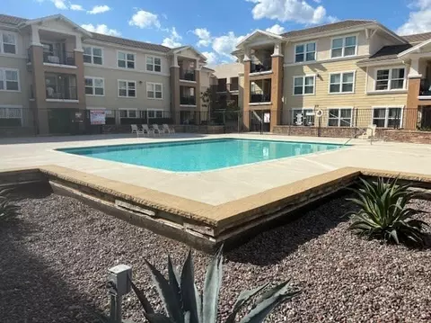 635 S Elwood Ave #316, Glendora, CA 91740