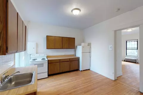 5300-5308 S Hyde Park Blvd #5300-402, Chicago, IL 60615