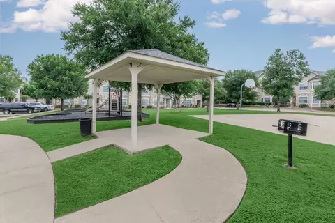 3110 S Cockrell Hill Rd #2102, Dallas, TX 75236