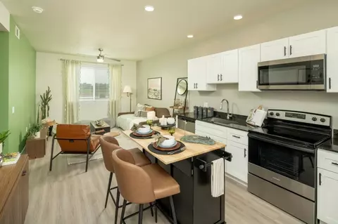 9910 W Montebello #1313, Glendale, AZ 85307