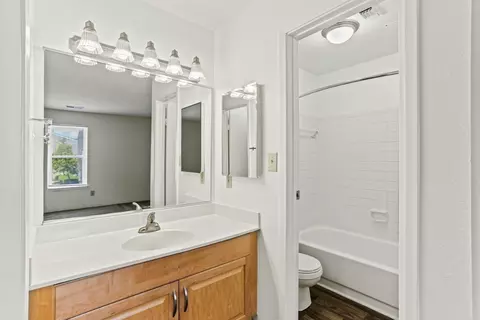 701 College Ln #09, Salisbury, MD 21804